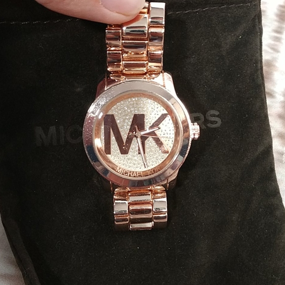 Michael Kors Rose Gold Watch 
